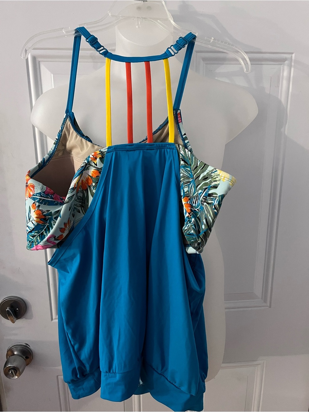 Cacique by Lane Bryant Tropical Floral Tankini - Picture 4 of 14
